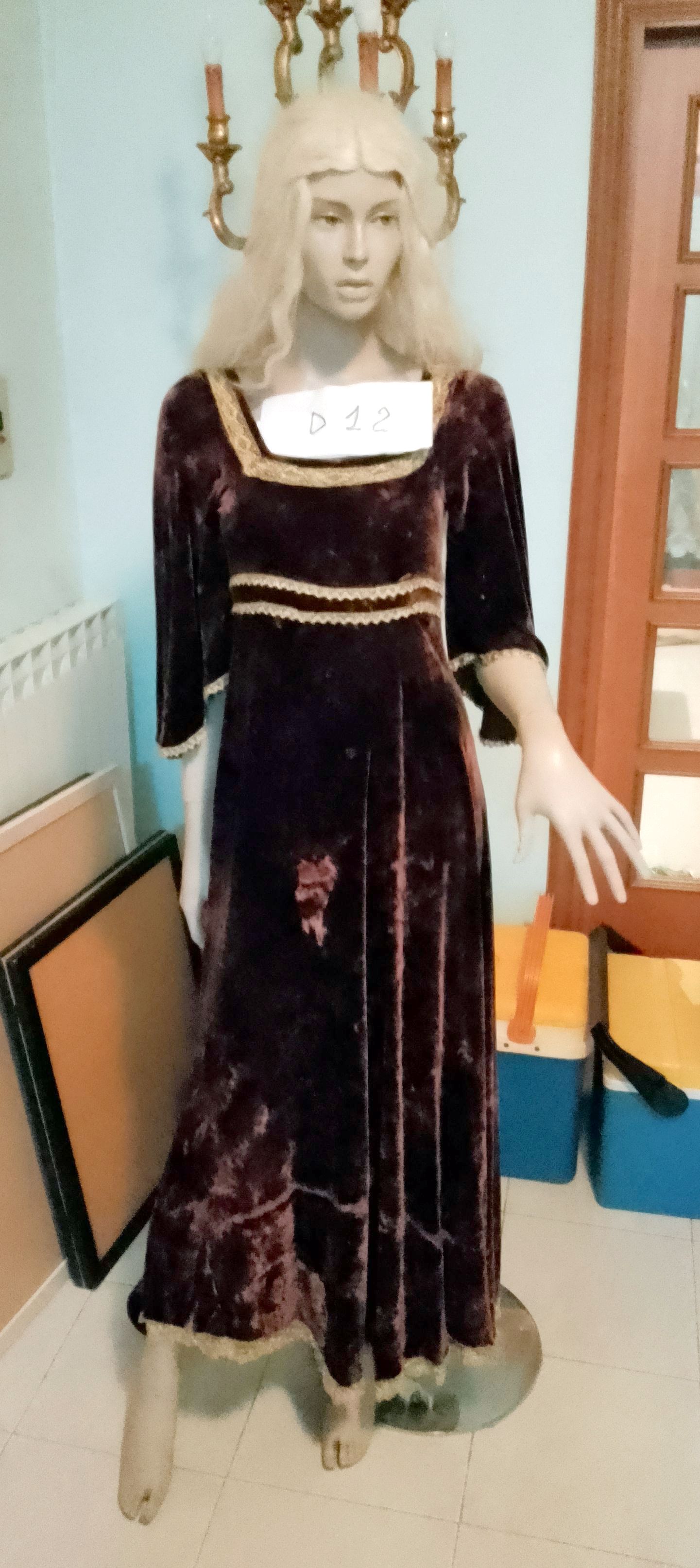 Manichino Dama di compagnia